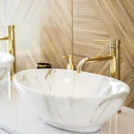 Penthouse Mini S Privatnou Virivou Vanou * Trstená