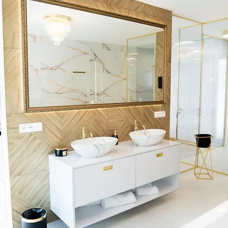 Penthouse Mini S Privatnou Virivou Vanou Apartmán Trstená