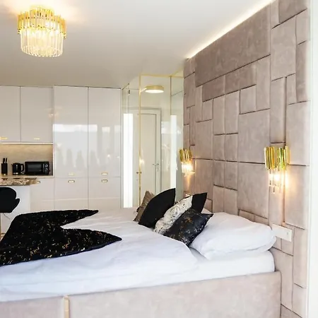 Apartmán Penthouse Mini S Privatnou Virivou Vanou