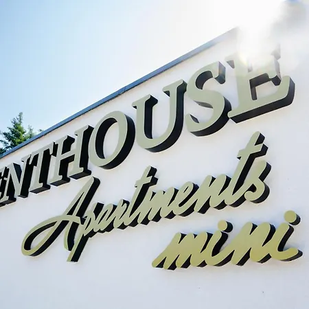 Apartmán Penthouse Mini S Privatnou Virivou Vanou *