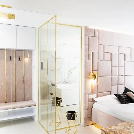 Penthouse Mini S Privatnou Virivou Vanou *